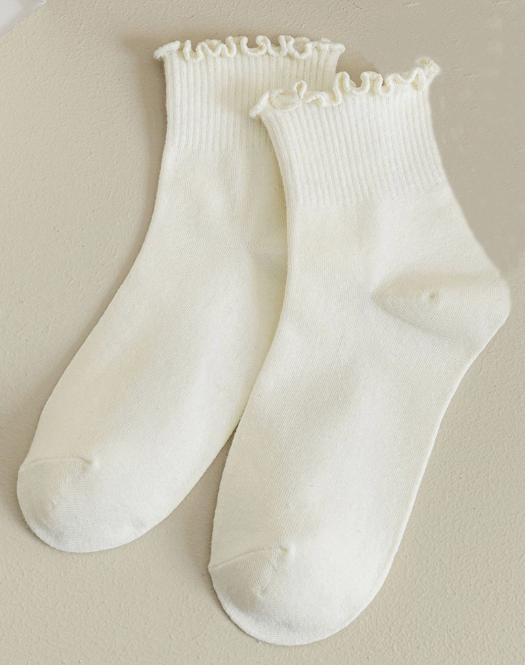 Ruffle Trim Crew Socks